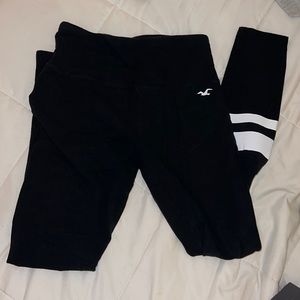 Hollister ultra high-rise striped leggings